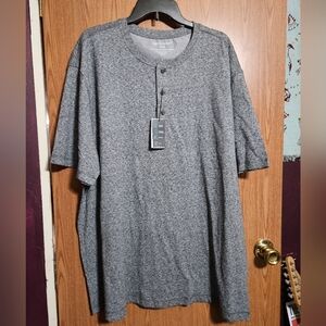 Britches NWT Mens Gray Moisture Wicking Short Sleeve Tee!